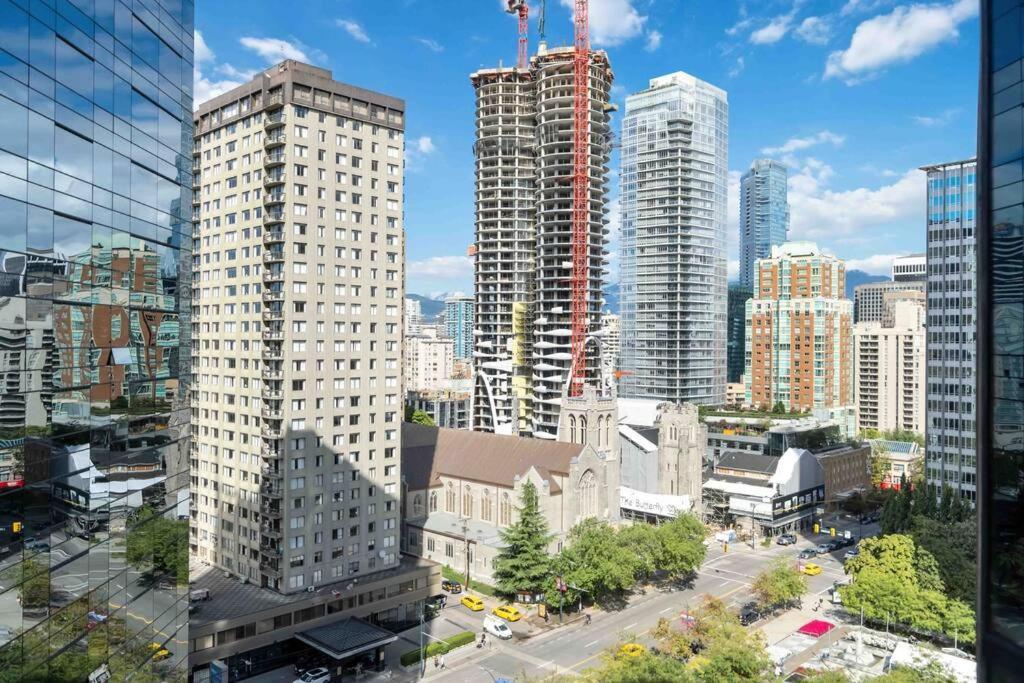 2Br Condo With Breathtaking View In Downtown! Free Parking - 6 Sleep Ванкувър Екстериор снимка